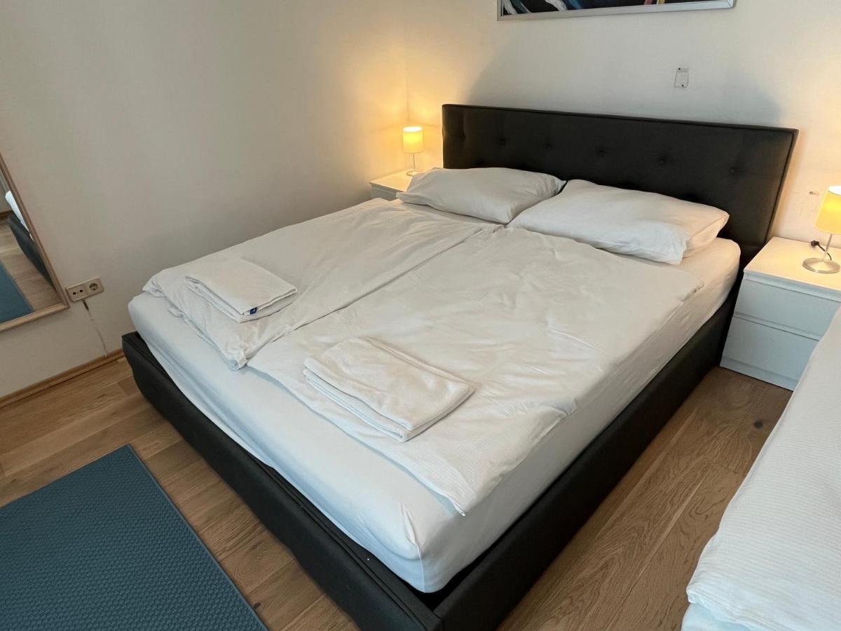 Stylish Apt Near Urania 1Br Apartment Vienna Exterior photo
